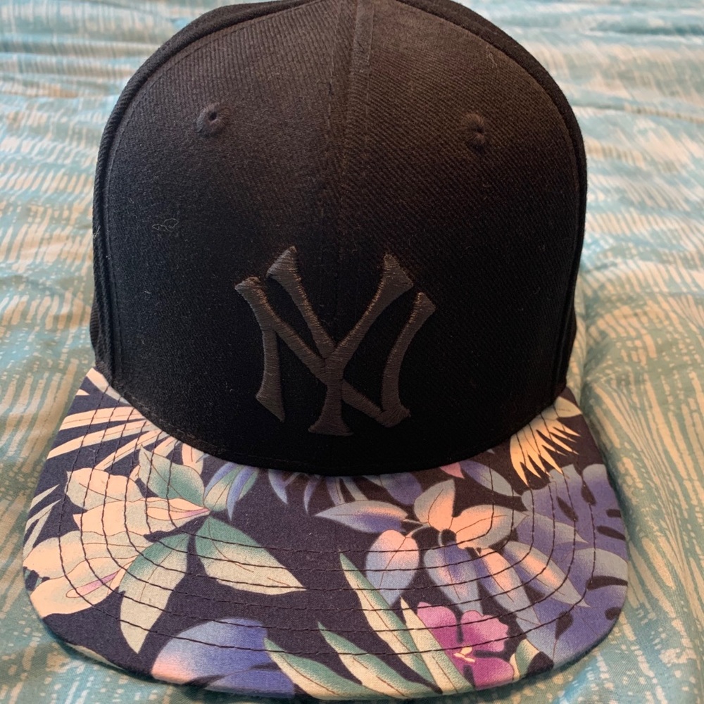 Cooperstown New York Yankees Adjustable Clasp Hat